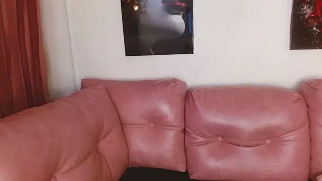 Snapshot of hinataleecs chatting on 10/07/25, 09:38 hinataleecs online show from 10/07/25, 09:38