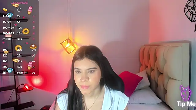 cassiehoward14 online show from 09/22/25, 06:58