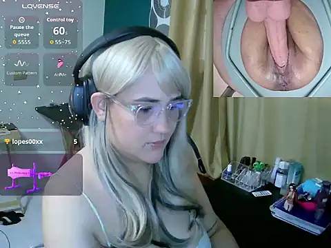 lolalicious 7583 online show from 03/01/26, 06:41