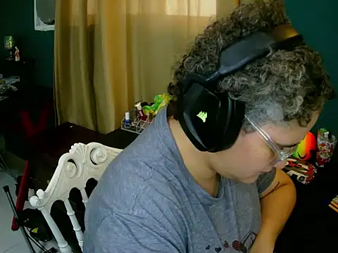 lolalicious 7583 online show from 02/07/26, 08:17