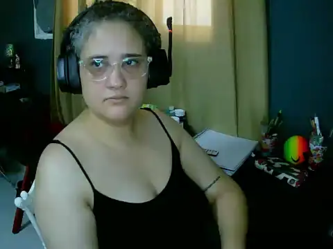 lolalicious 7583 online show from 02/05/26, 02:35