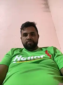 Snapshot of Sheik_z_o chatting on 06/17/26, 02:33 Sheik z o online show from 06/17/26, 02:33