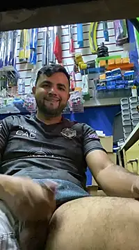 Snapshot of Sheik_z_o chatting on 03/12/25, 03:29 Sheik z o online show from 03/12/25, 03:29