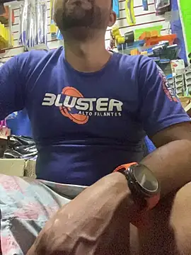 Snapshot of Sheik_z_o chatting on 11/11/25, 07:41 Sheik z o online show from 11/11/25, 07:41