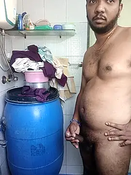 Mmm992170 online show from 04/07/26, 07:21