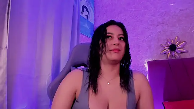 Snapshot of LorenaStevens chatting on 11/14/25, 12:20 LorenaStevens online show from 11/14/25, 12:20