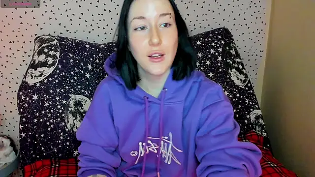 Snapshot of adell_berry chatting on 02/12/26, 02:11 adell berry online show from 02/12/26, 02:11