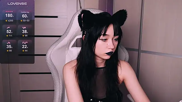 Kimiko   online show from 06/05/26, 12:26