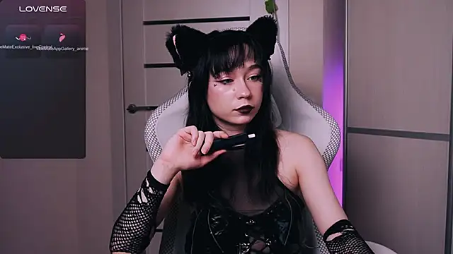 Kimiko   online show from 05/25/26, 11:58