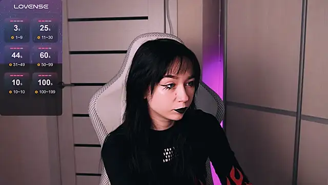 Kimiko   online show from 06/09/26, 12:06