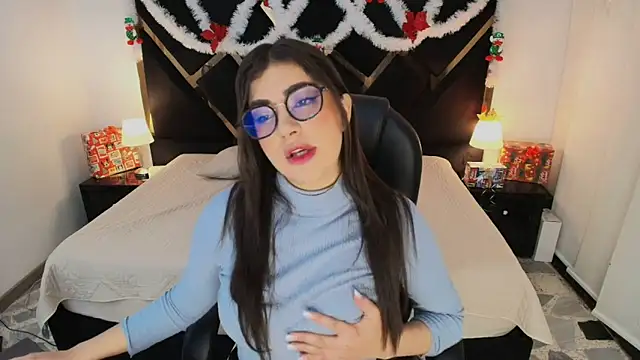 Amelie saenz online show from 12/16/25, 09:19