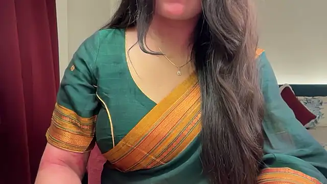 nandini 7 online show from 03/18/26, 06:09