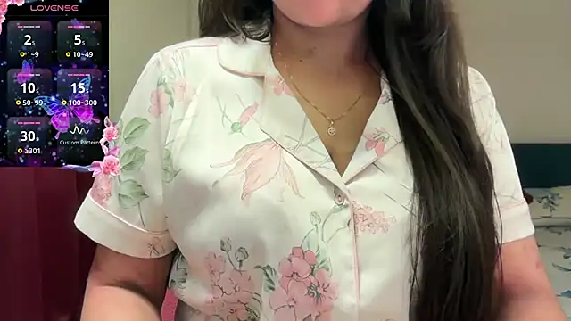 Snapshot of nandini_7 chatting on 09/17/25, 05:48 nandini 7 online show from 09/17/25, 05:48