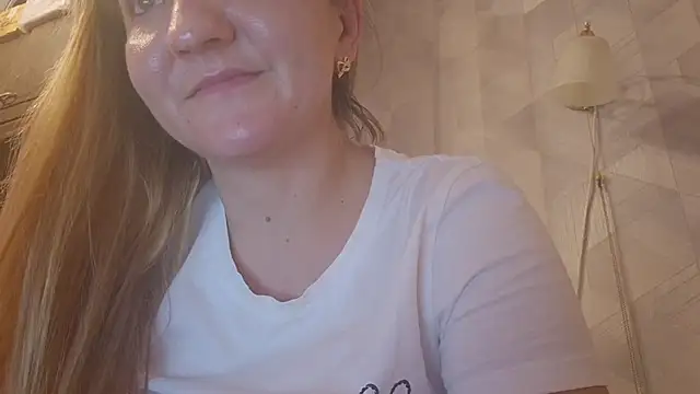 EstrellaWalters online show from 11/08/25, 06:00