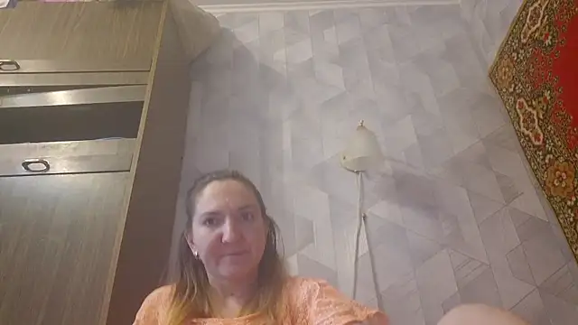 EstrellaWalters online show from 05/16/26, 08:57