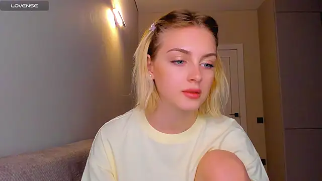 pretty girlnextdoor online show from 12/07/24, 05:48