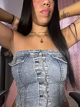 -Naomyy- online show from 04/09/26, 10:27