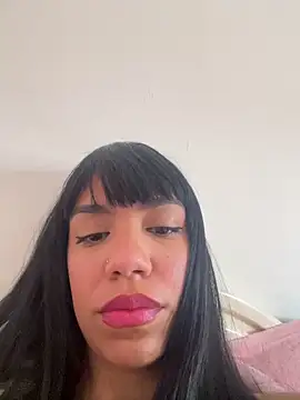 -Naomyy- online show from 04/11/26, 03:59