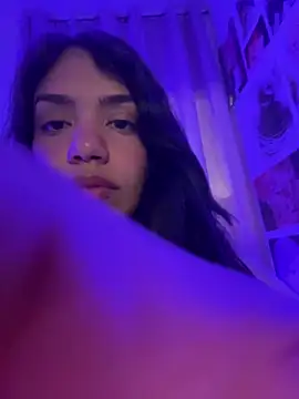 Snapshot of -Naomyy- chatting on 01/16/25, 10:34 -Naomyy- online show from 01/16/25, 10:34