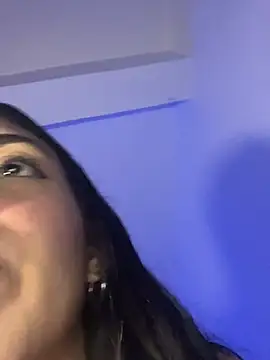 -Naomyy- online show from 01/10/26, 11:55