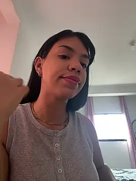 -Naomyy- online show from 05/02/26, 07:30