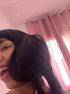 -Naomyy- online show from 05/08/26, 12:42