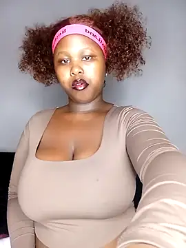 Dark Berry 26 online show from 12/15/25, 02:50