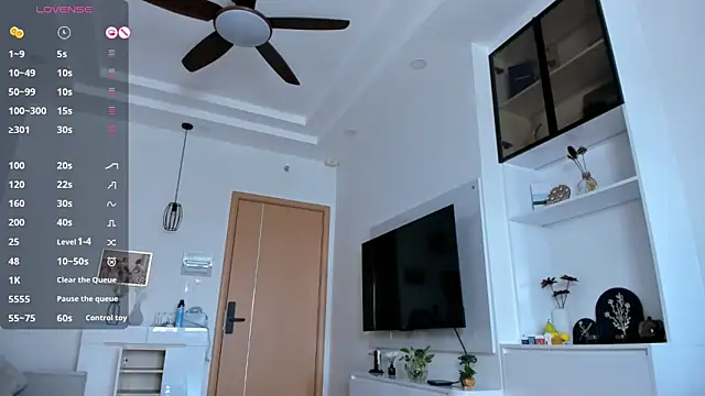 Xiao Mei  online show from 04/19/26, 03:29