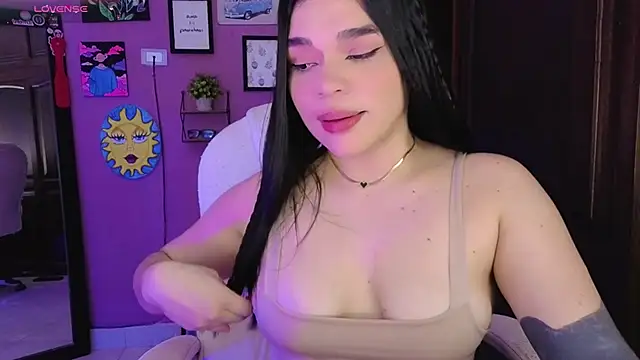 Veronica 111 online show from 09/30/25, 05:57