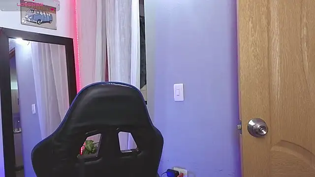 Veronica 111 online show from 02/13/26, 01:38