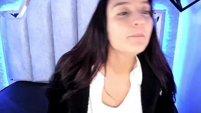  alaia collway  online show from 03/19/25, 12:12