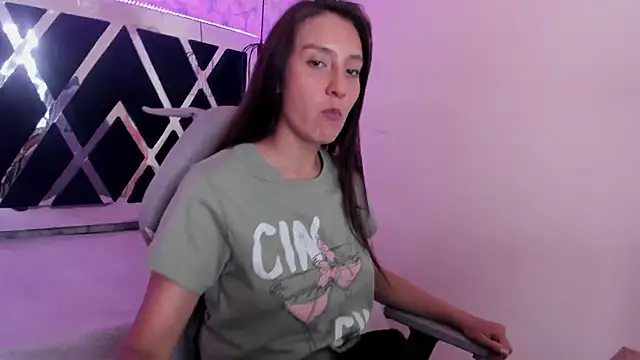  alaia collway  online show from 02/03/25, 03:17