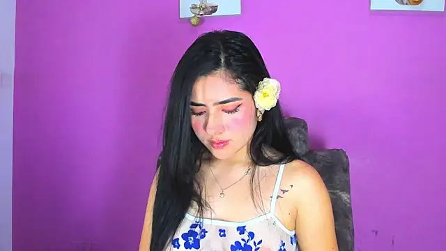 Snapshot of adara_johnson__ chatting on 02/20/25, 11:42 adara johnson online show from 02/20/25, 11:42