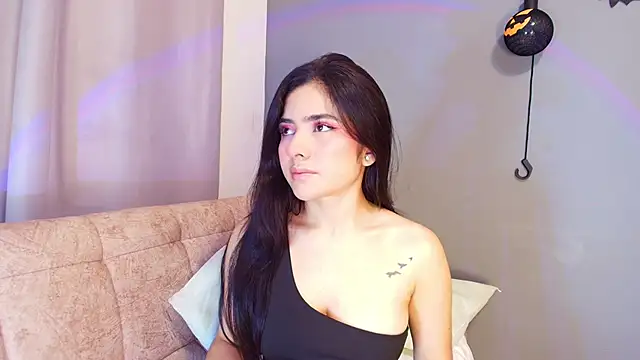 Snapshot of adara_johnson__ chatting on 10/03/25, 11:45 adara johnson online show from 10/03/25, 11:45