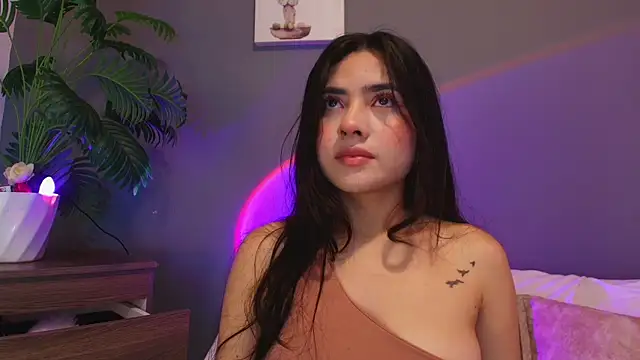 adara johnson   online show from 05/28/26, 11:49