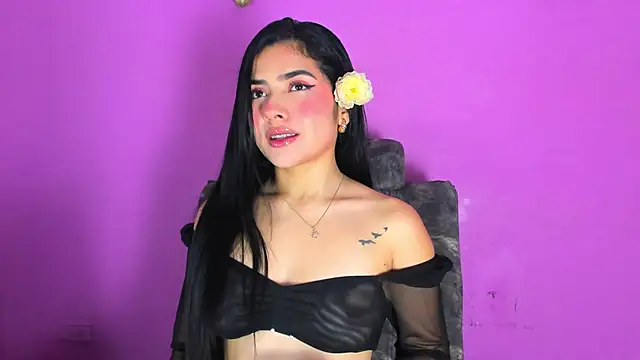 Snapshot of adara_johnson__ chatting on 02/22/25, 11:46 adara johnson online show from 02/22/25, 11:46