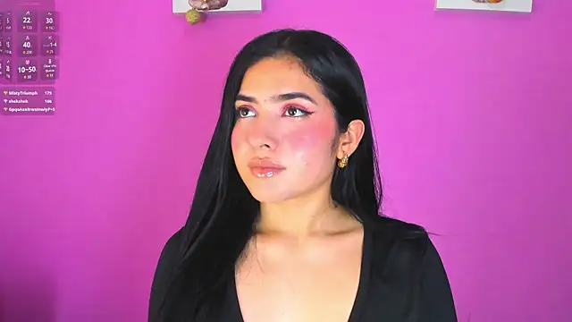 Snapshot of adara_johnson__ chatting on 02/24/25, 03:31 adara johnson online show from 02/24/25, 03:31