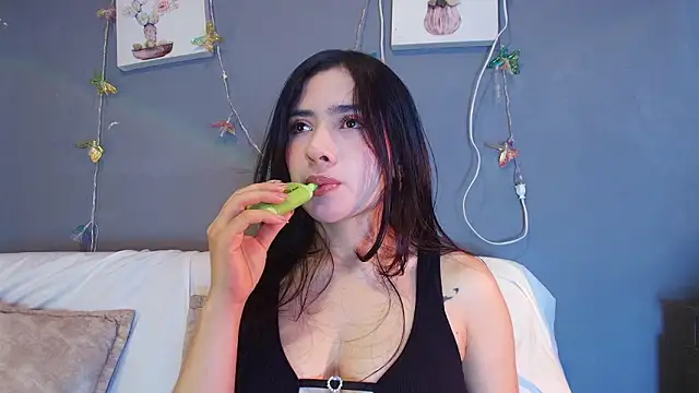 adara johnson   online show from 03/07/26, 01:05