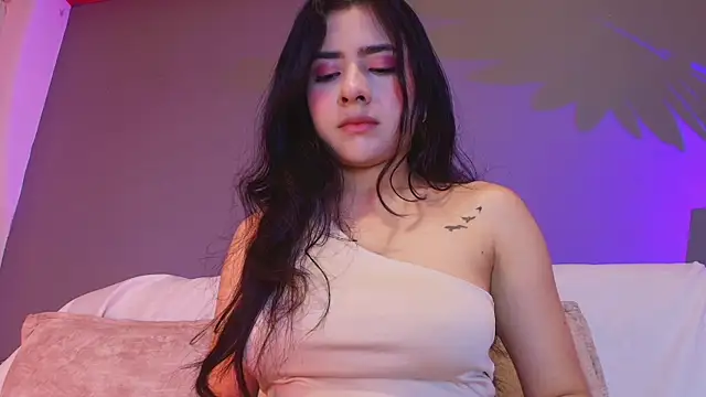 adara johnson   online show from 04/17/26, 11:46