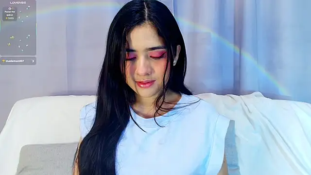 Snapshot of adara_johnson__ chatting on 10/30/25, 11:41 adara johnson online show from 10/30/25, 11:41