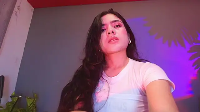 adara johnson   online show from 04/15/26, 11:49