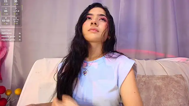 Snapshot of adara_johnson__ chatting on 11/28/25, 11:54 adara johnson online show from 11/28/25, 11:54