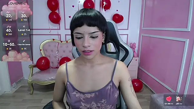 Snapshot of kathina_t chatting on 02/18/25, 10:03 kathina t online show from 02/18/25, 10:03