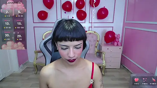 Snapshot of kathina_t chatting on 02/14/25, 11:20 kathina t online show from 02/14/25, 11:20