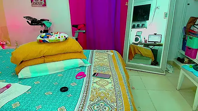 Kendralove31xxx online show from 11/07/25, 02:16