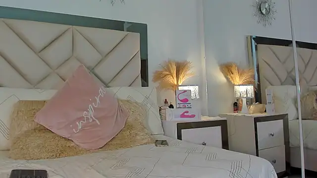 alexa tobar online show from 09/10/25, 07:57