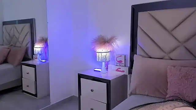 Snapshot of alexa_tobar chatting on 02/24/26, 09:26 alexa tobar online show from 02/24/26, 09:26