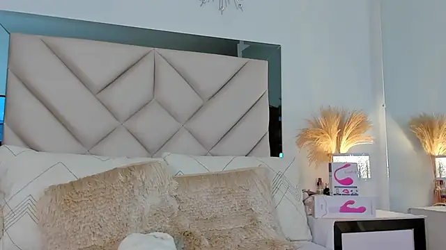 alexa tobar online show from 09/17/25, 07:49