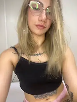 loira messi online show from 02/13/26, 02:55