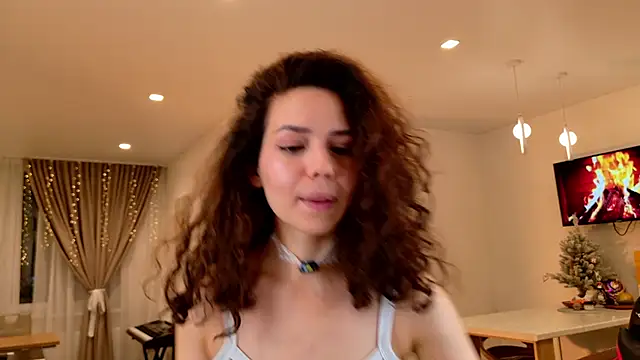 Snapshot of AngellaRoss chatting on 12/04/25, 07:02 AngellaRoss online show from 12/04/25, 07:02